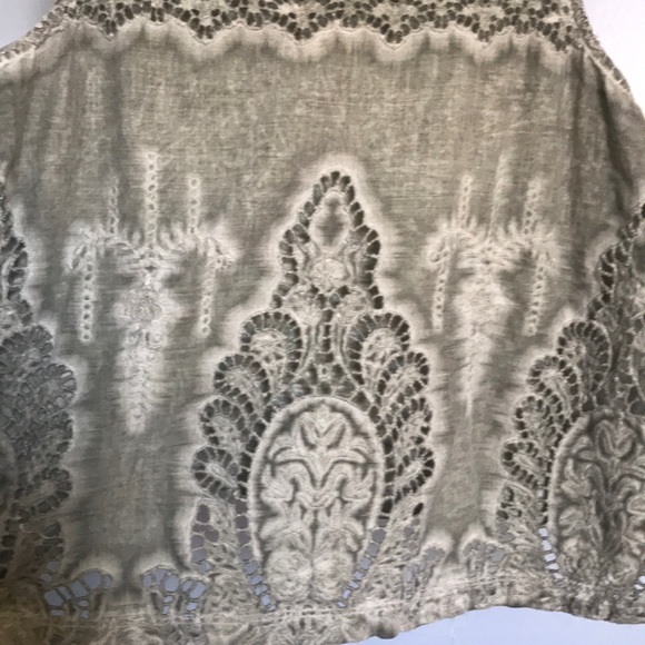 Summer tank top - Picture 3 of 3